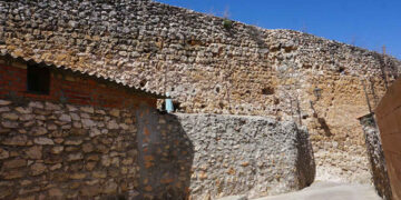 Brihuega solicita la ayuda del 2 por ciento Cultural para la restauración del sector noroeste de la muralla y la apertura al público del camino de ronda