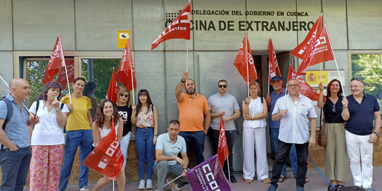 CCOO-FSC exige reforzar la plantilla de Extranjería de Cuenca para afrontar el proceso de regularización de personas migrantes
