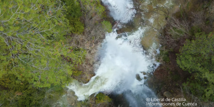Vídeo. La cueva de Royo Malo reventó dejando este espectáculo junto al Escabas 1 Captura de pantalla 2026 02 16 172935