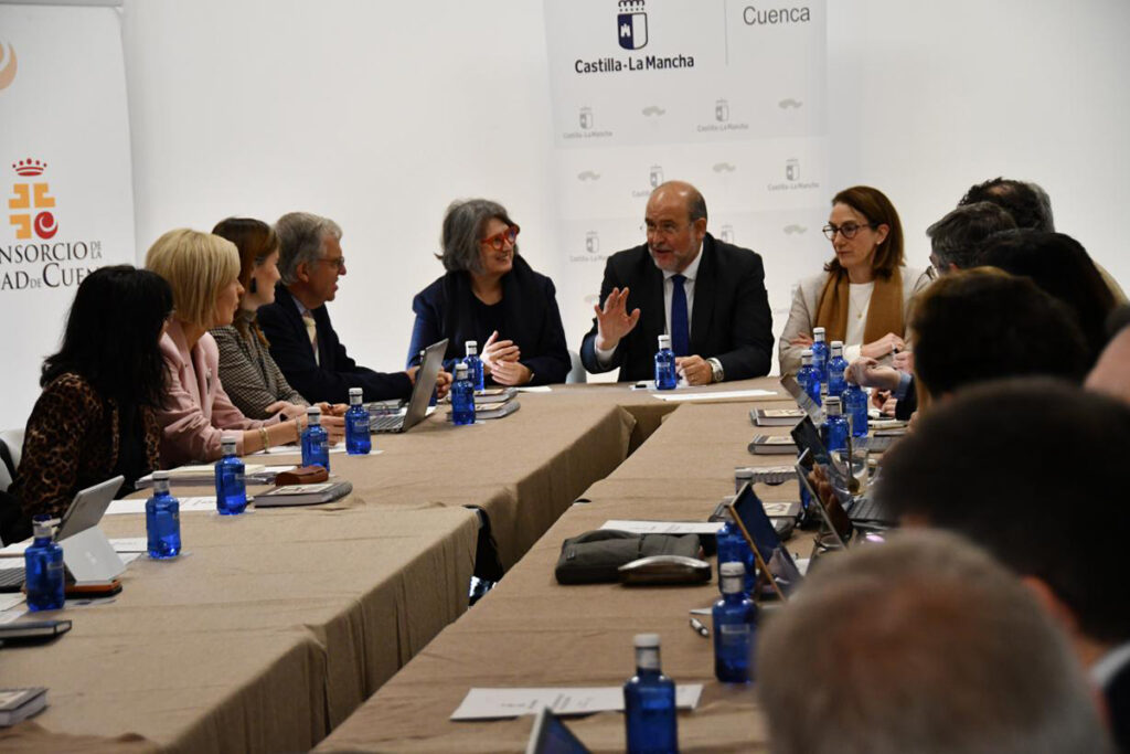 Castilla‑La Mancha se posiciona como referente nacional en transición energética garantizando la compatibilidad entre desarrollo renovable y biodiversidad