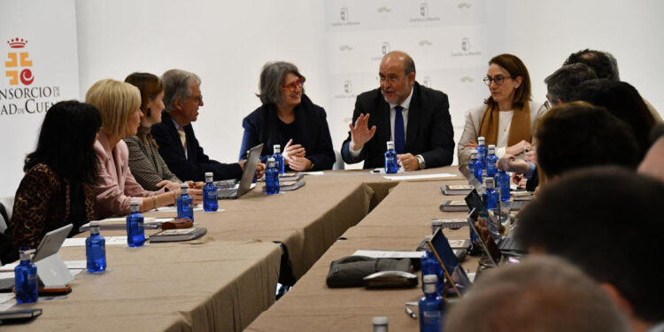 Castilla‑La Mancha se posiciona como referente nacional en transición energética garantizando la compatibilidad entre desarrollo renovable y biodiversidad