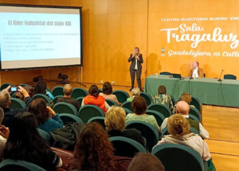 Divulgaciencia aborda en Guadalajara el liderazgo que reclama un mundo en transformación