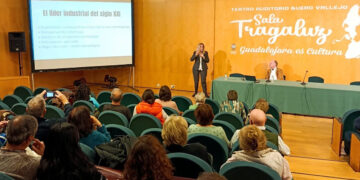 Divulgaciencia aborda en Guadalajara el liderazgo que reclama un mundo en transformación