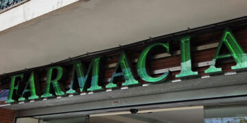 El Ayuntamiento de Azuqueca habilitará una plaza de aparcamiento reservado frente a cada farmacia