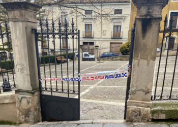 El Ayuntamiento de Cuenca mantiene cerrados los parques y accesos al río Júcar por el temporal de lluvias