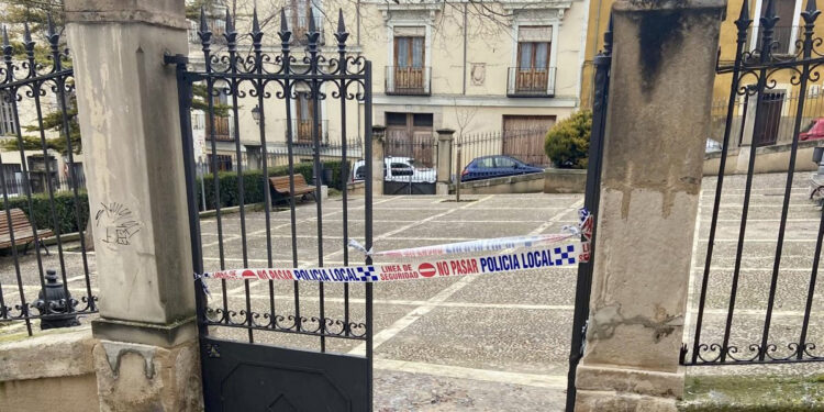 El Ayuntamiento de Cuenca mantiene cerrados los parques y accesos al río Júcar por el temporal de lluvias