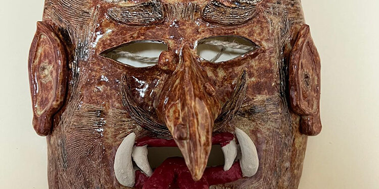 El Ayuntamiento de Guadalajara impulsa la tradición de las botargas con un taller familiar y una exposición de máscaras en el Palacio de la Cotilla