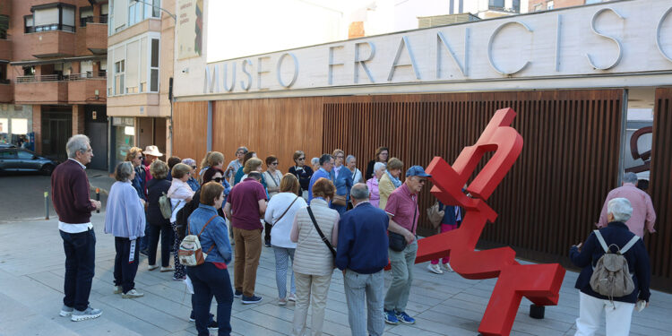 El Ayuntamiento de Guadalajara impulsa nuevos viajes culturales para personas mayores, con un destino fuera de Europa