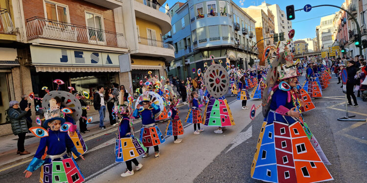 El Desfile de Carnaval de Cuenca de este sábado modifica parte de su recorrido y saldrá de la plazoleta de Mariano Catalina a las 1630 horas