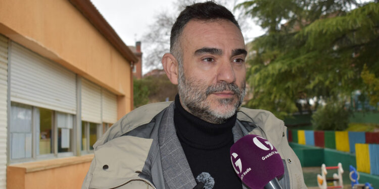 El PSOE denuncia que Guarinos haya vuelto a dejar sin calefacción a más de una decena de colegios y le reclama que pida las ayudas para climatización