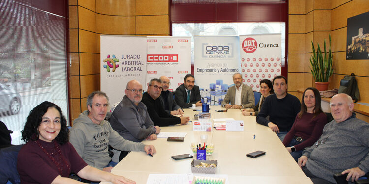 El convenio del metal en Cuenca beneficia a 4.000 trabajadores con subidas salariales del 4%