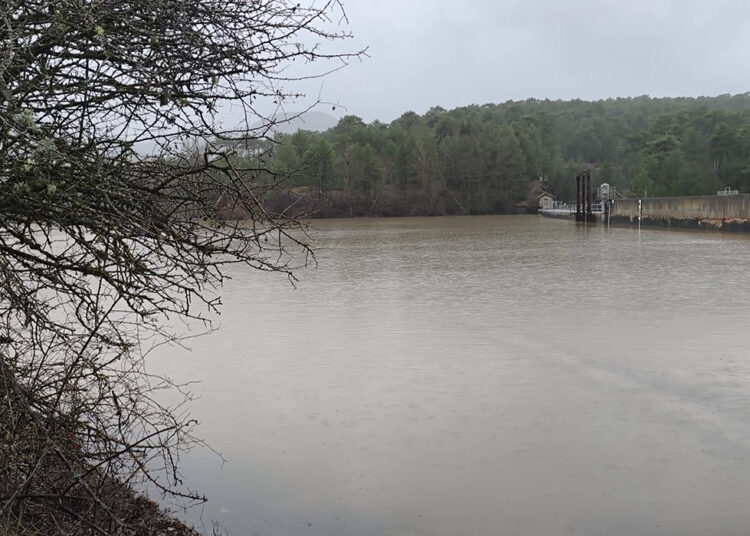 El embalse de La Toba sube más de un hectómetro cúbico tras las intensas lluvias en Cuenca