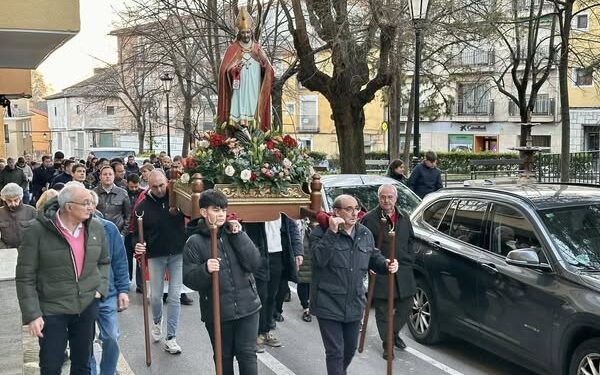 En Brihuega, para San Blas la cigüeña verás