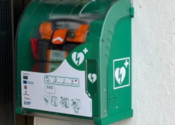 FADETA publica una nueva convocatoria de ayudas Leader para la instalación de desfibriladores