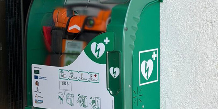 FADETA publica una nueva convocatoria de ayudas Leader para la instalación de desfibriladores