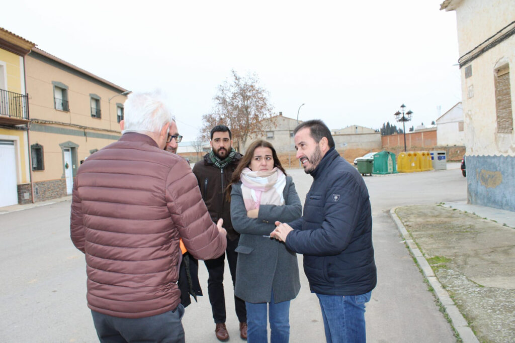 Firmadas las actas de replanteo para la instalación de puntos de recarga eléctrica en Minglanilla, Iniesta y El Herrumblar dentro del PSTD del Valle del Cabriel 2 Firmadas las actas de replanteo para la instalación de puntos de recarga eléctrica en Minglanilla, Iniesta y El Herrumblar dentro del PSTD del Valle del Cabriel
