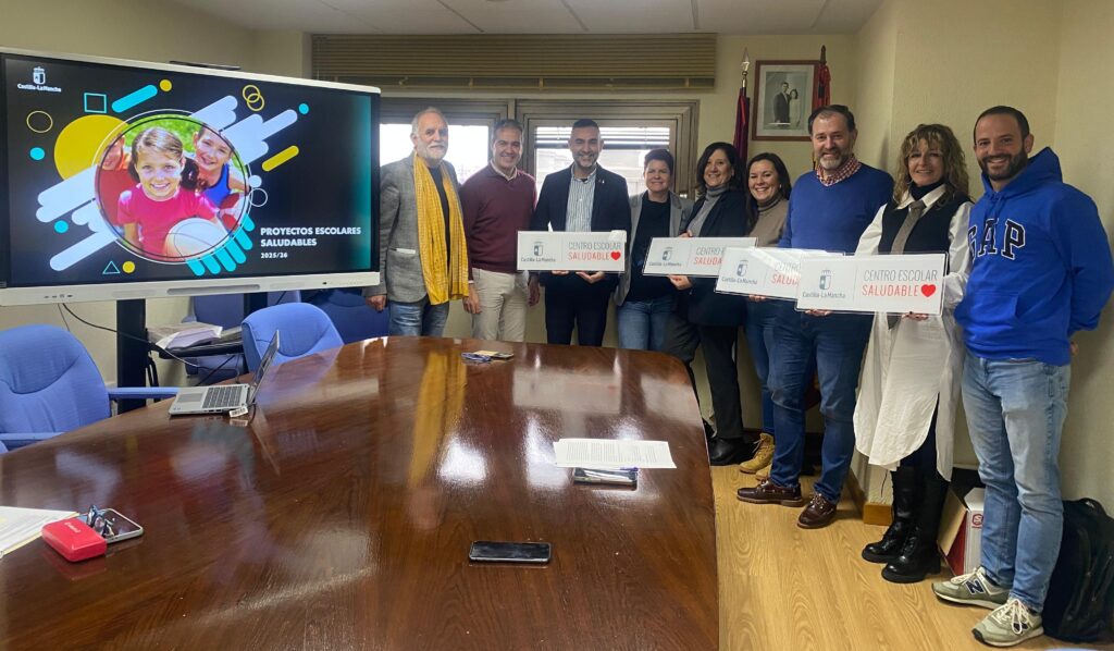 Foto entrega de placas