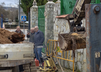 El alcalde de Chillarón de Cuenca, Vicente Reyes, detalla tres actuaciones de obra pública en el municipio