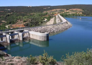 Las lluvias de enero elevan las reservas de varios pantanos de Guadalajara mientras el Henares mantiene la alerta naranja