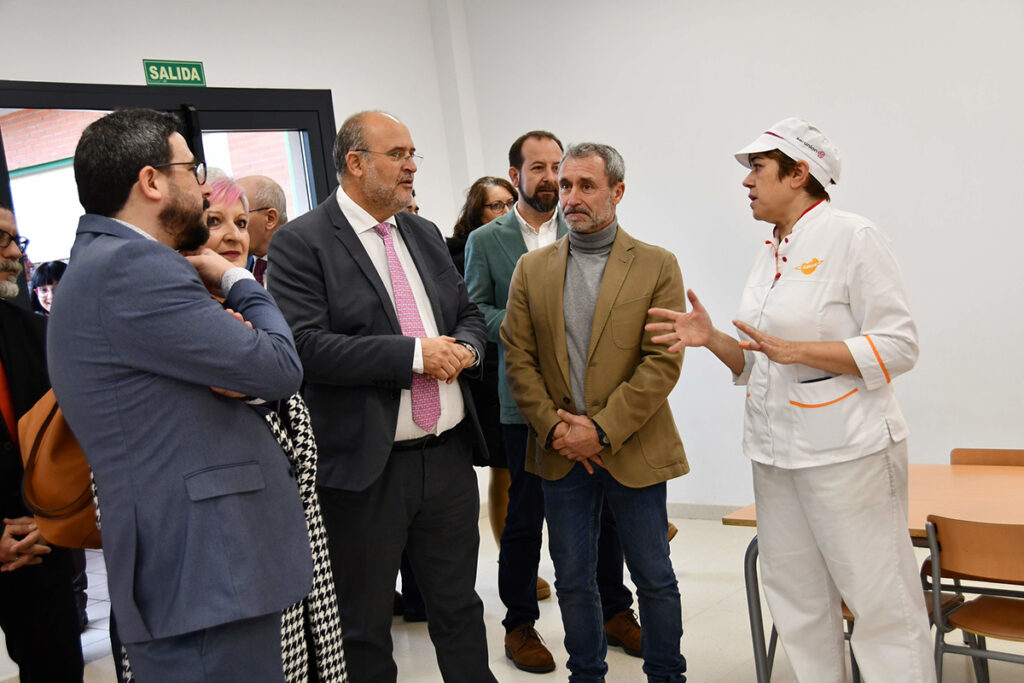 Inuagurado el comedor escolar del CEIP ‘Maestra Plácida’ de Azuqueca de Henares