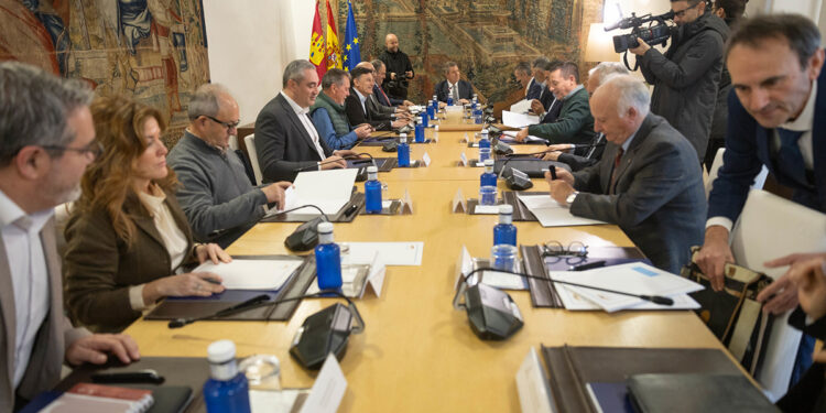 La Junta defiende una planificación hidrológica adaptada a cada territorio y que garantice la sostenibilidad y la viabilidad económica 1 La Junta defiende una planificación hidrológica adaptada a cada territorio y que garantice la sostenibilidad y la viabilidad económica