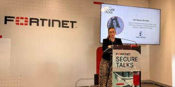 La Junta destaca la apuesta de empresas como la multinacional tecnológica Fortinet por la región un año después de implantarse en Guadalajara
