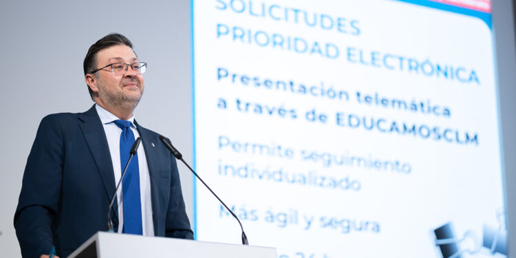 La Junta ofertará el próximo curso 110.500 plazas, en un proceso cuyo plazo de solicitud será del 23 de febrero al 9 de marzo 1 La Junta ofertará el próximo curso 110.500 plazas, en un proceso cuyo plazo de solicitud será del 23 de febrero al 9 de marzo