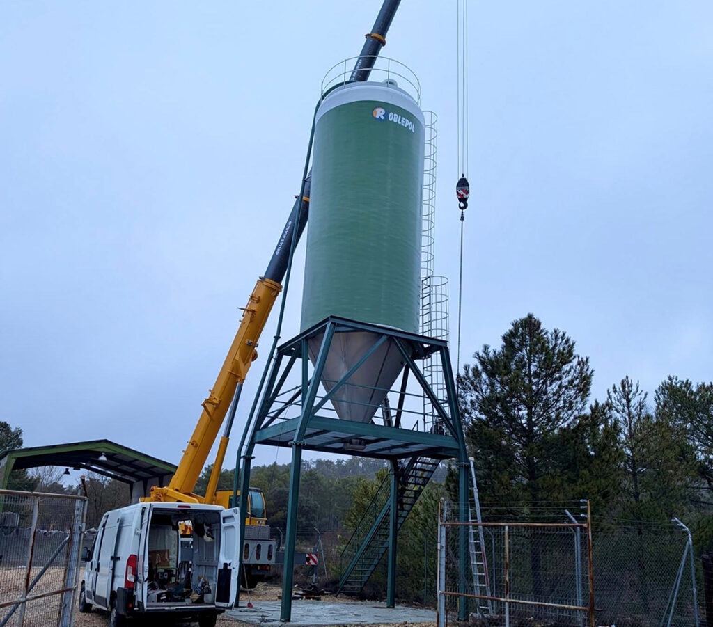 La Junta refuerza la vialidad invernal en Cuenca con un nuevo silo de fundentes en la CM-220 2 La Junta refuerza la vialidad invernal en Cuenca con un nuevo silo de fundentes en la CM-220
