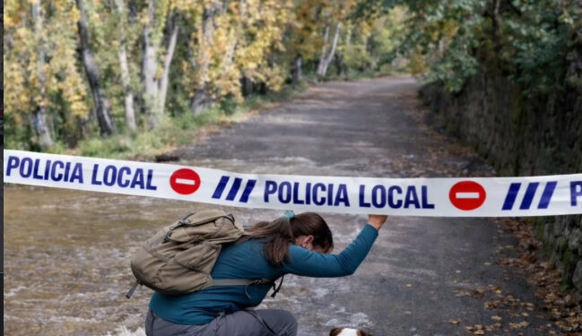 La Policía Local de Cuenca desaloja el Batán y pide máxima precaución ante la crecida del río Júcar