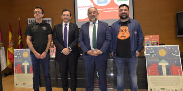 La UCLM reafirma su compromiso con la cultura convirtiéndose en eje principal del festival de humor ‘Gacha´s Comedy’