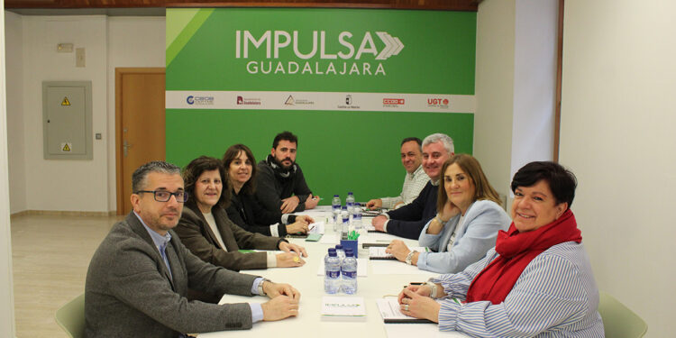 La comisión de seguimiento de Impulsa Guadalajara se reúne para preparar las actividades previstas para el año 2026