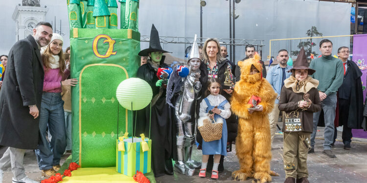 La ilusion infantil llena de color las calles de Guadalajara en el Gran Desfile y Concurso de Disfraces 1