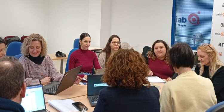 La inclusión laboral y la empleabilidad de jóvenes en Tarancón, nuevo proyecto de amiab