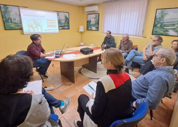 Los voluntarios del Centro de Escucha de Caritas Diocesana Sigüenza-Guadalajara se forman en el acompañamiento de la “soledad no deseada”