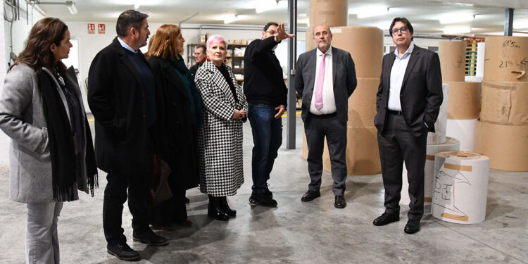 Martínez Guijarro destaca el crecimiento del sector industrial con 50.000 empleos más en la región desde 2015