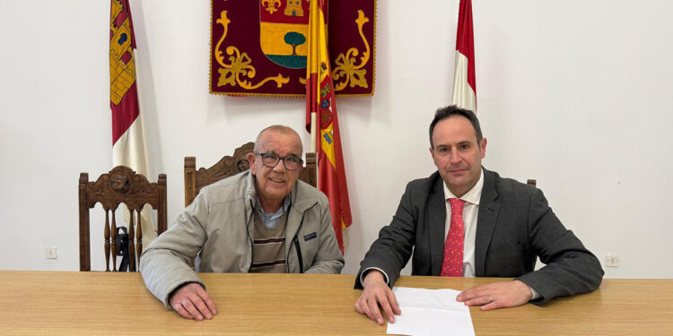 Martín‑Buro exige al Gobierno de Page aclarar su postura sobre las plantas de biogás y explicar la tramitación en Campos del Paraíso