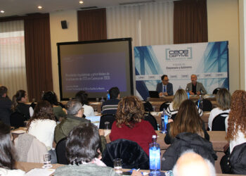 Medio centenar de empresarios conocen las actuaciones de la inspección de trabajo con CEOE-Cepyme Cuenca