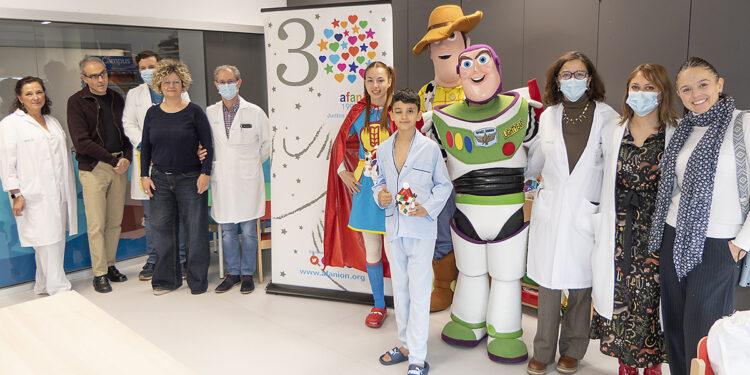 Pediatría del Hospital de Guadalajara se llena de sonrisas por el Día Internacional del Cáncer Infantil