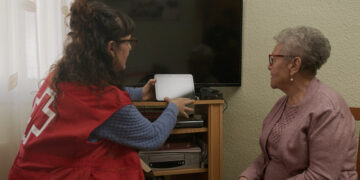 Un total de 233 asistentes acompañan a personas mayores en la provincia de Guadalajara con el servicio Voces en Red