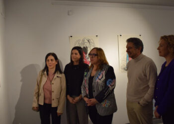 Una artista de Villar de la Encina pone rostro a la memoria de Cuenca en la sala Princesa Zaida, que ya supera las 12.000 visitas