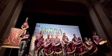 Guadalajara estrecha lazos con Medina de Rioseco en la presentación de su Semana Santa con la presencia180 cofrades