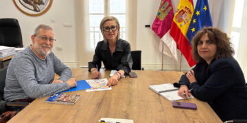 La Junta renueva su compromiso con ADOCU e invita a participar en el Fest Holy Down el 19 de abril