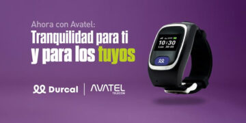 Avatel lleva la teleasistencia a los hogares con el Reloj Durcal para proteger a los mayores
