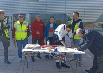 CCOO-Cuenca continúa con su campaña de recogida firmas en defensa de una gestión pública y directa del transporte sanitario