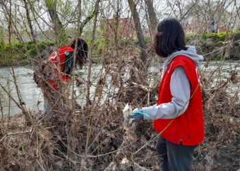 Cruz Roja Cuenca organiza una nueva jornada de limpieza en la ribera del Júcar el 21 de marzo