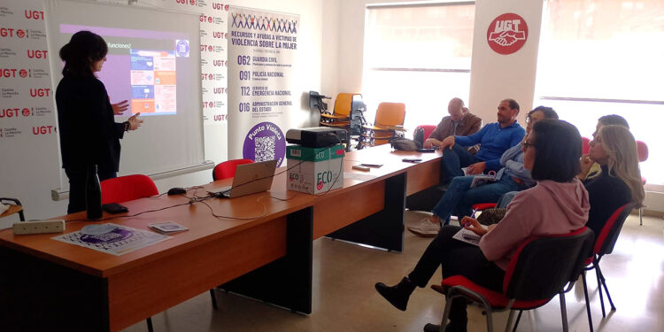 Cuenca suma un nuevo Punto Violeta en la en la sede de UGT de la capital