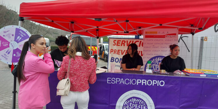 Dos traslados al hospital y más de 170 atenciones en el Punto Violeta marcan el Domingo de Ramos en Cuenca