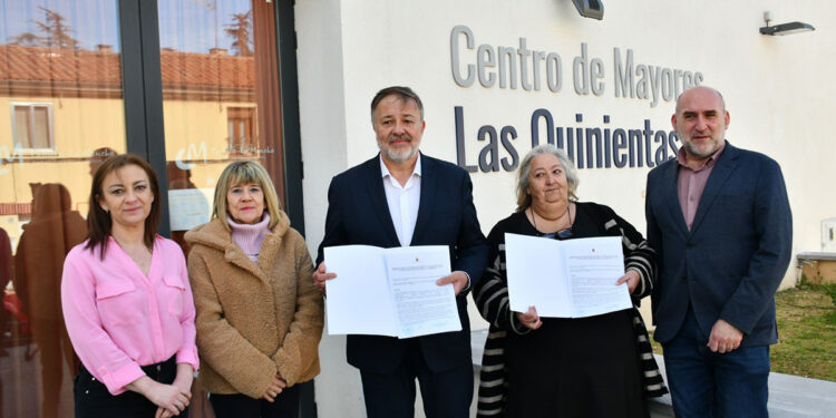 El Ayuntamiento de Cuenca cede nuevas salas del Centro de Mayores de Las Quinientas a la Asociación de Vecinos para ampliar servicios