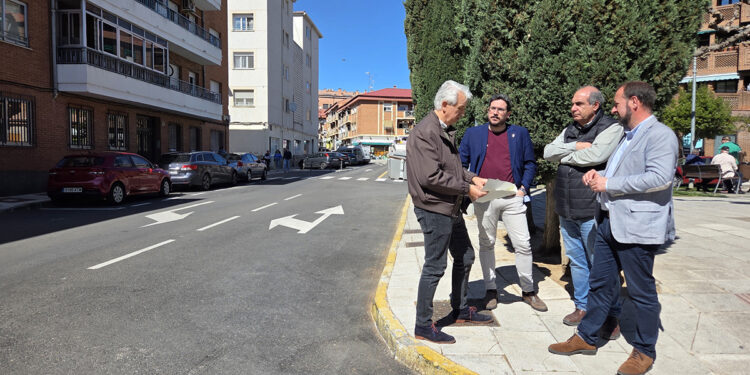 El Ayuntamiento ha invertido más de 200.000 euros en renovar el asfalto en varios puntos de Azuqueca