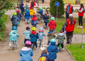 El Circuito Mini Héroes reúne a más de un centenar de menores en el Parque Santa Ana de Cuenca